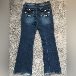 L.e.i. Hipster flare jeans